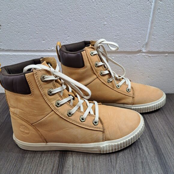 Timberland Shoes - Timberland Skyla Bay Boot In Women's Size 7.5 Tan And Brown Casual Lace Up Boots